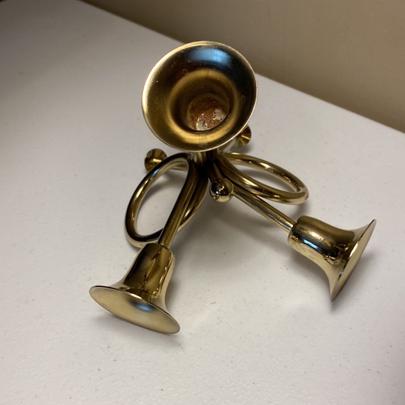 Brass Triple Horn Candlestick Holder - Picture 3 of 8